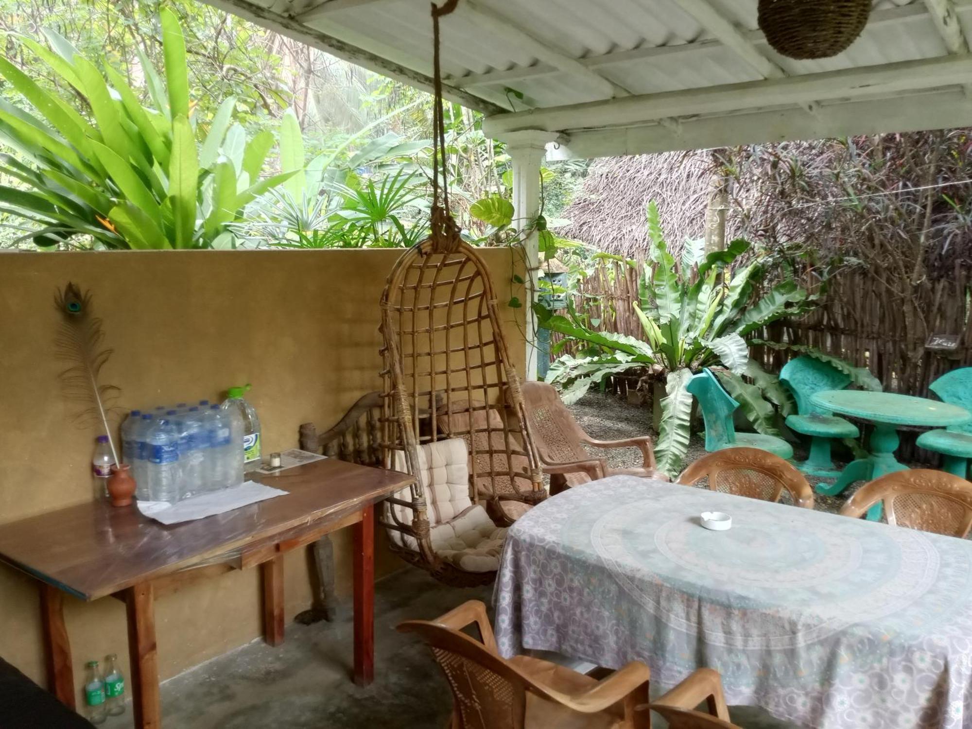 Ferienwohnung Hiriketiya Mahi Surf Dikwella Exterior foto